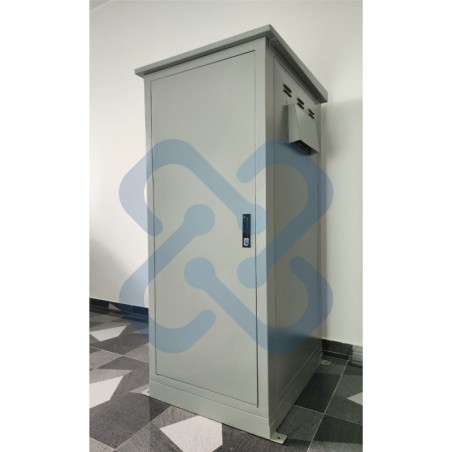 Gabinete de Piso para Exterior IP65  27RU Acero Laminado Gris Epoxico